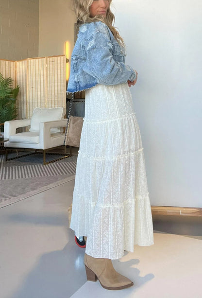 Amsoin V-neck Lace Ruffle Strap Long Dress