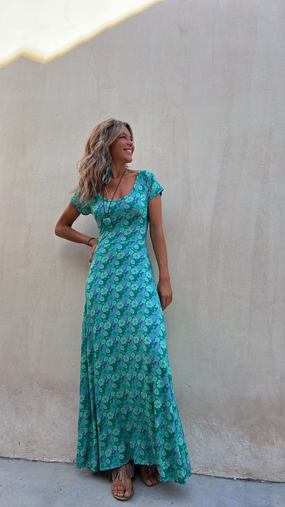 Amsoin Short-sleeved Reversible Long Hem Printed Dress