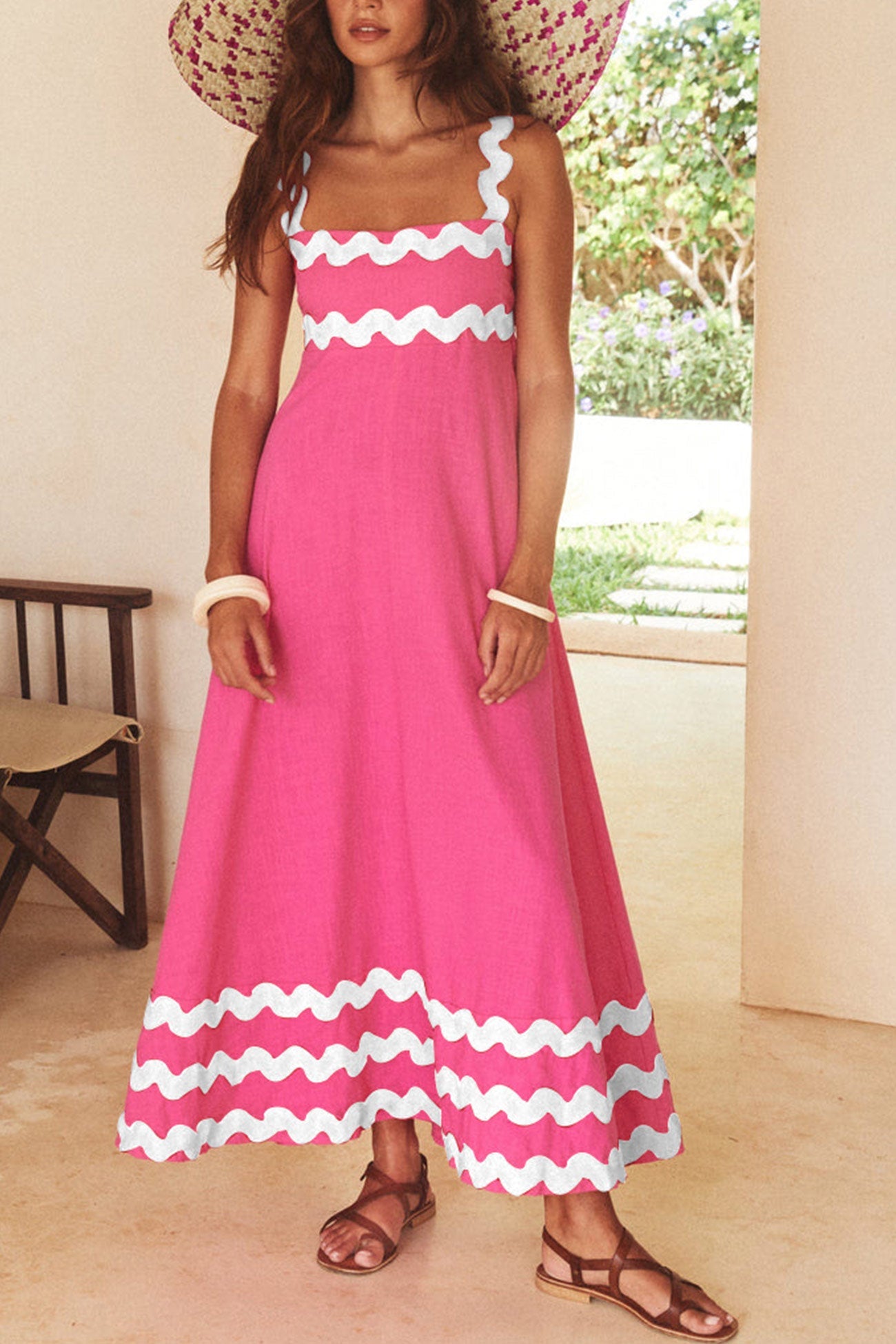 Amsoin Wavy Print Cami Dress