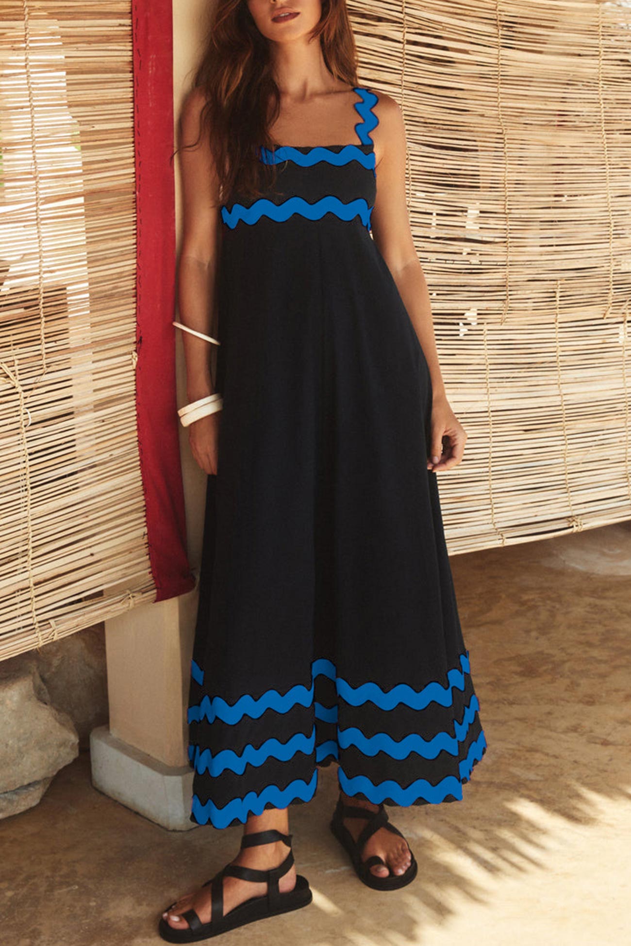 Amsoin Wavy Print Cami Dress