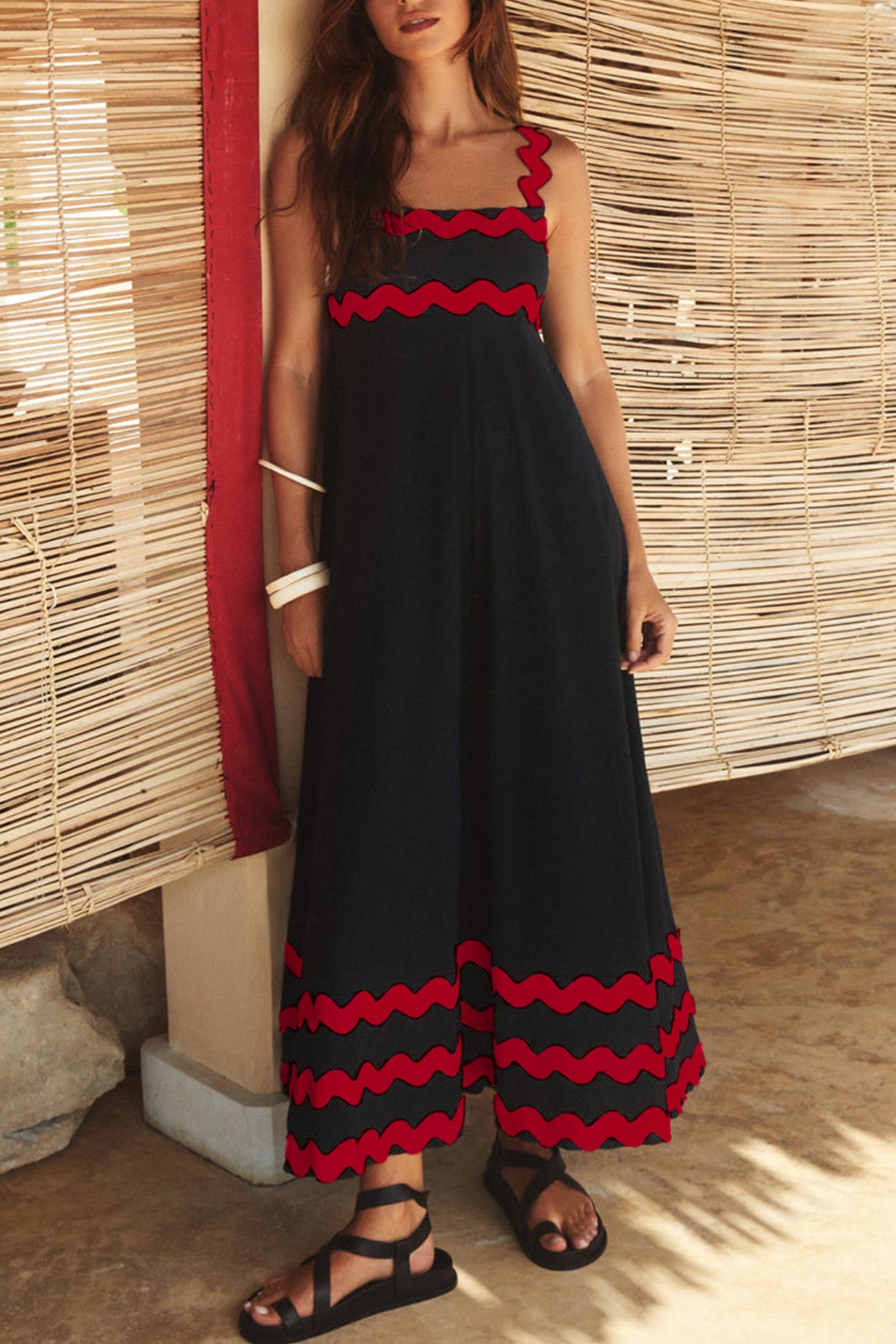 Amsoin Wavy Print Cami Dress