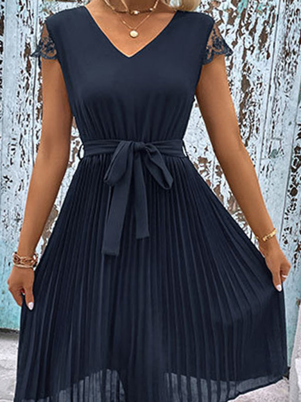 lace stitching solid color pleated dress kakaclo