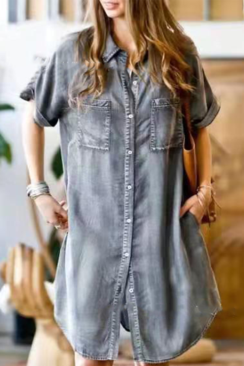 Casual Solid Split Joint Turndown Collar Straight Dresses