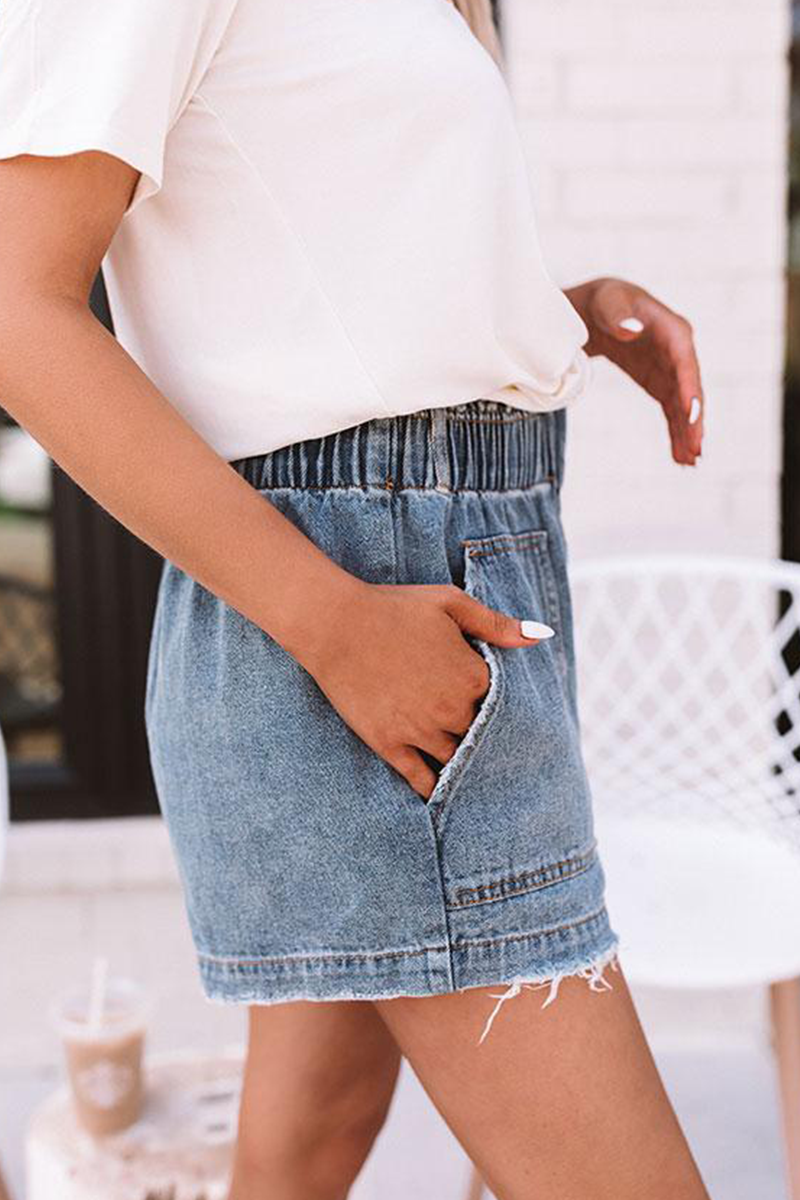 Amsoin Mid Waist Straight Denim Shorts