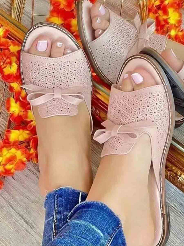Amsoin Square Heel Flat Sandals Are Fashionable