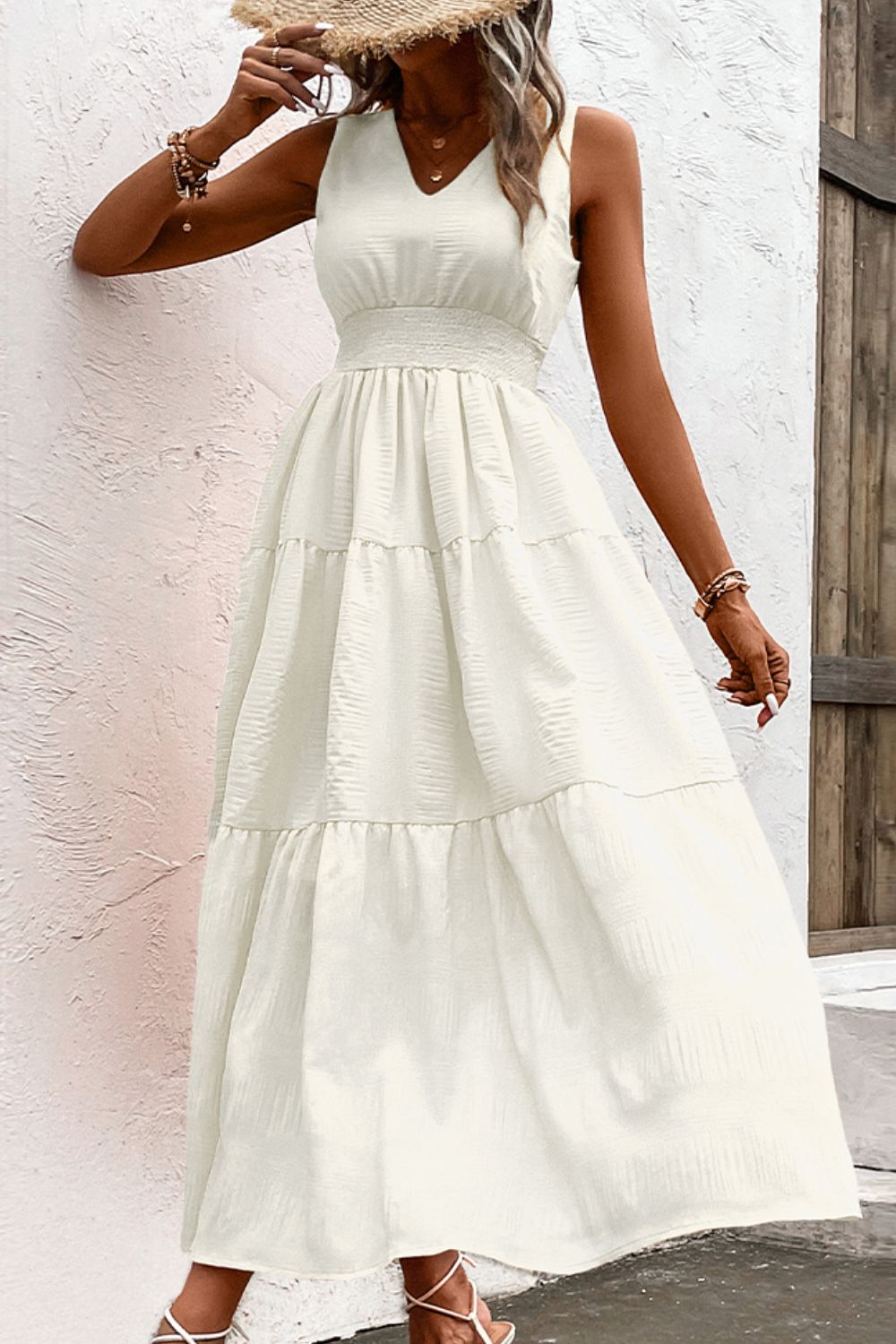 Amsoin V Neck Smocked Waist Sleeveless Tiered Dress