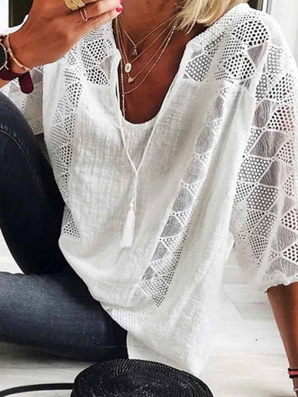 Amsoin Lace Stitching U-neck Three-quarter-sleeve T-shirt