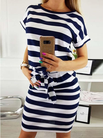 Amsoin O Neck Midi Dress With Belt