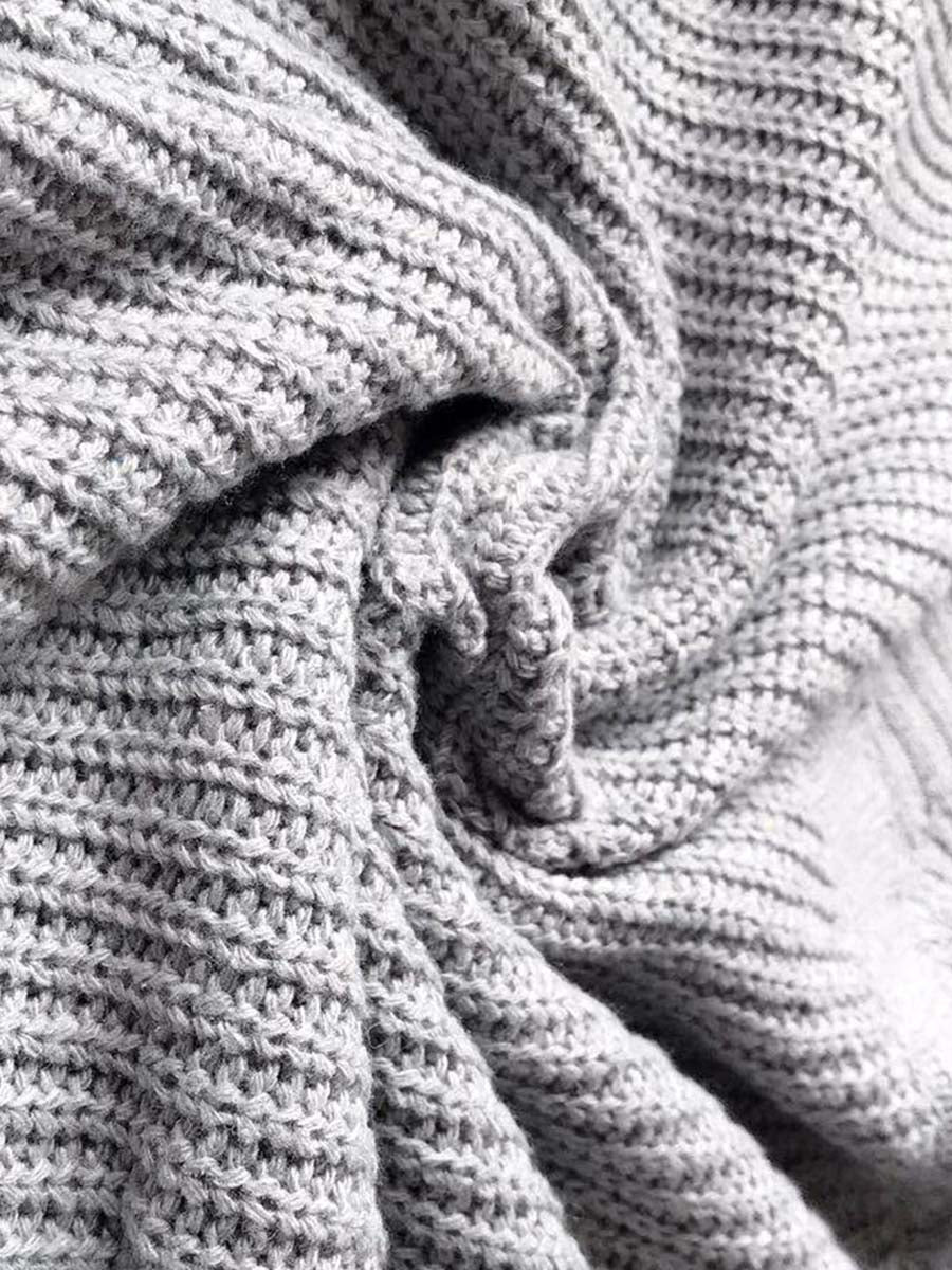 Amsoin off-Shoulder Knitted Sweater