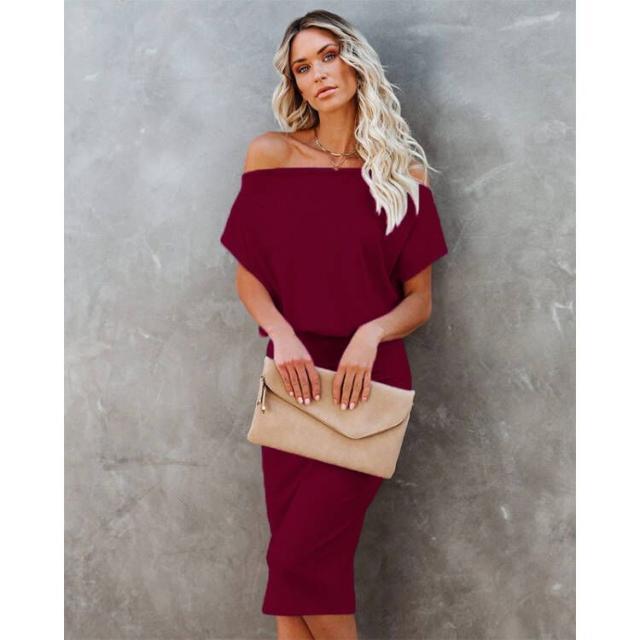 Amsoin Off-Shoulder Solid Color Dress