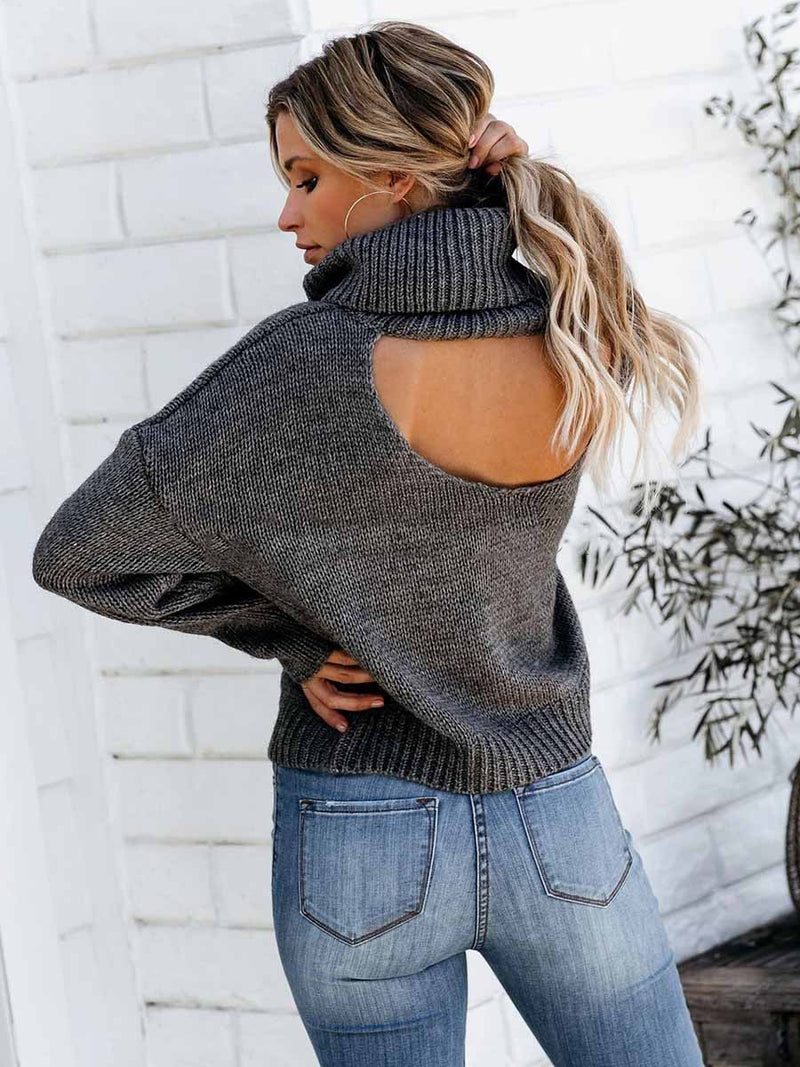 Amsoin Love-Back Turtleneck Sweater
