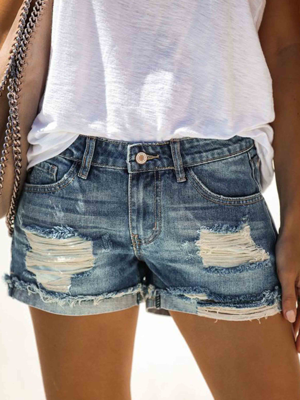 Amsoin Ripped Jean Shorts